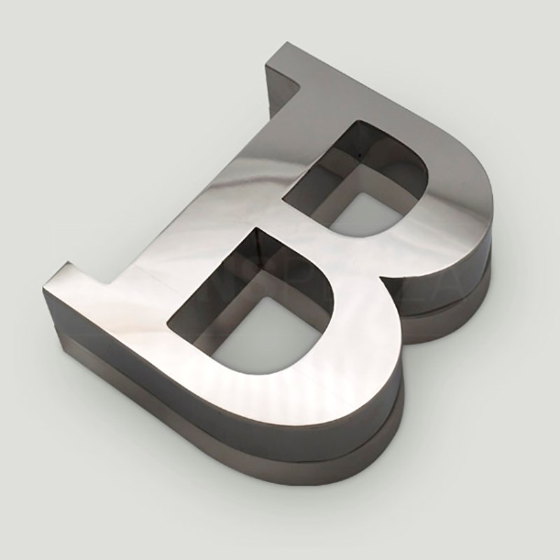 Picture of Channel Letters Stainless steel with methacrylate base 0022